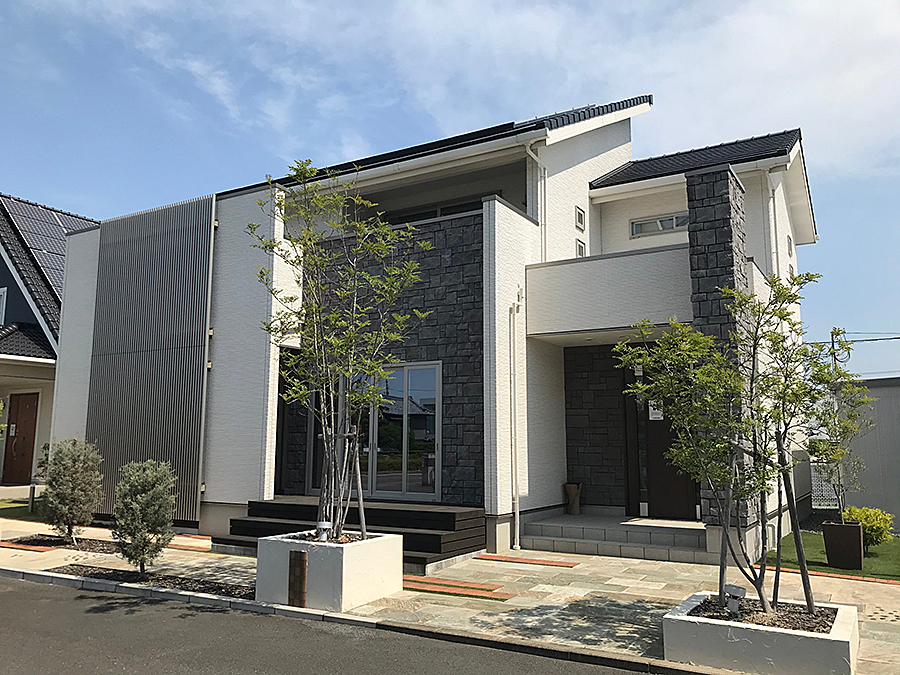 株式会社ヤマダホームズ レオハウス事業部 松山店 イエコレ えひめ
